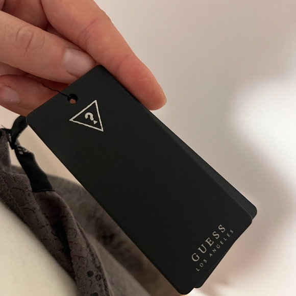 Faux snakeskin  guess / textured print skirt - Picture 3 of 4